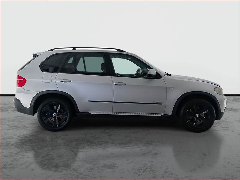 BMW X5 (2010) xDrive30d, 4X4, Automat - fotka 6 z 17