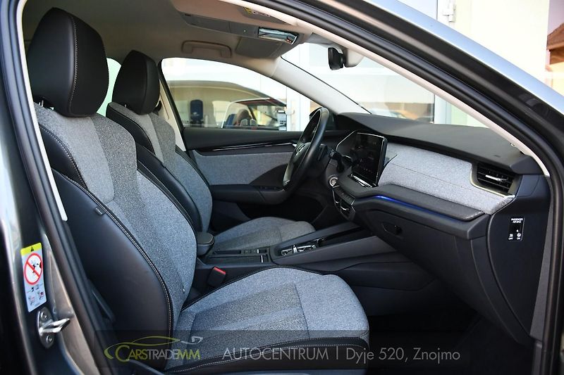 Škoda Octavia 2.0TDi Top Selection DSG ACC  - fotka 16 z 55