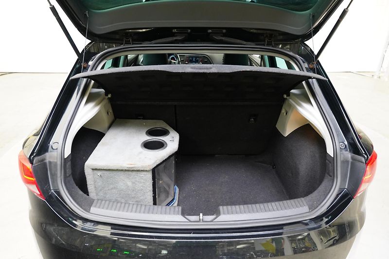 Seat Leon - fotka 15 z 15