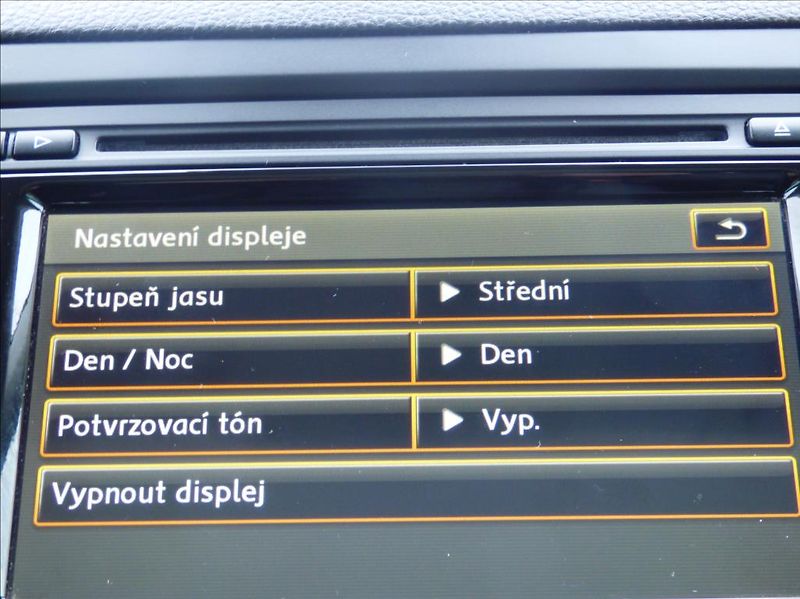 Volkswagen Sharan 2,0 TDI,Digi Klima,Navigace  H - fotka 47 z 67