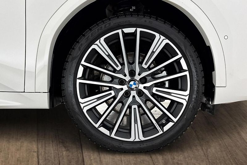 BMW X2 sDrive20i - fotka 5 z 17