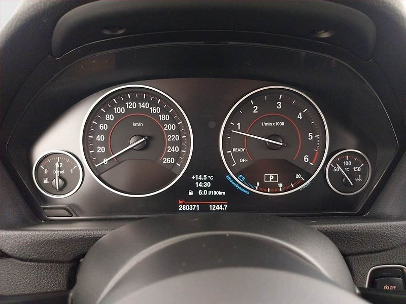 BMW Řada 3 (2014) M Sport 320 d, 4X4, Automat - fotka 11 z 22