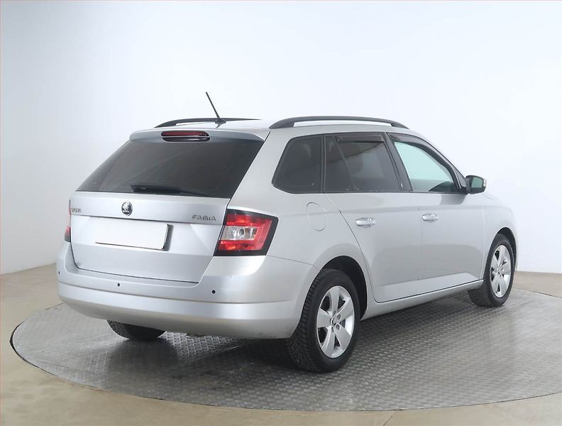 Škoda Fabia (2017) 1.4 TDI, jezdí dobře - fotka 5 z 17