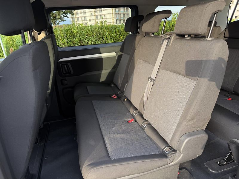 Citroën SpaceTourer (2016) 2.0 BlueHDi 130 kW/8 míst - fotka 9 z 19