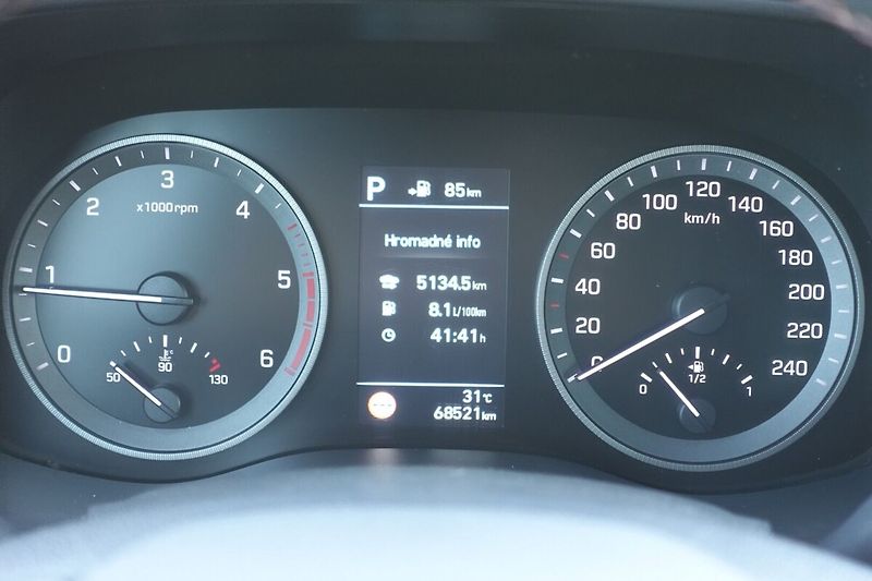 Hyundai Tucson 2,0CRDi A/T 4x4 N-Line - fotka 25 z 32