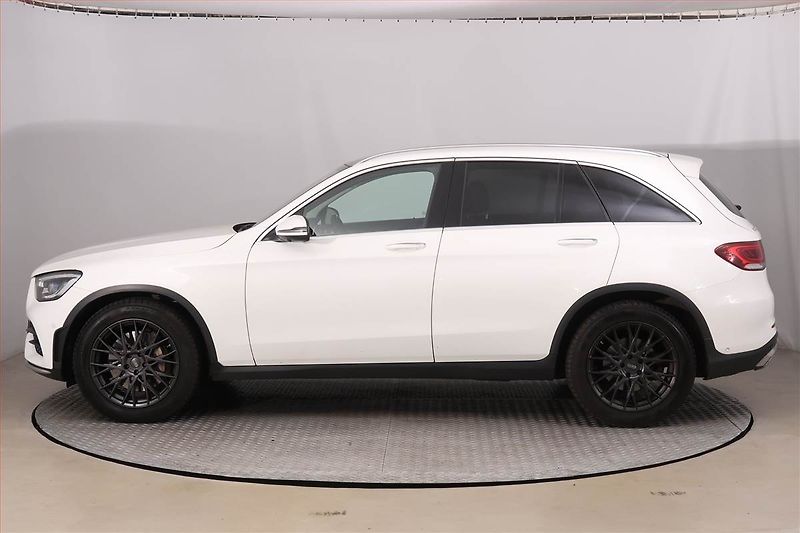 Mercedes-Benz GLC (2019) 300 d 4MATIC - fotka 3 z 20