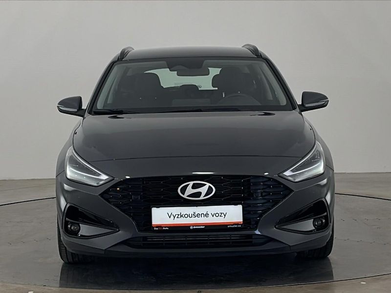 Hyundai i30 Smart DCT - fotka 4 z 27