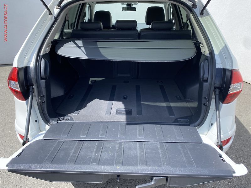 Renault Koleos (2011) 2.0 dCi 4x4, Kůže, navi - fotka 7 z 19