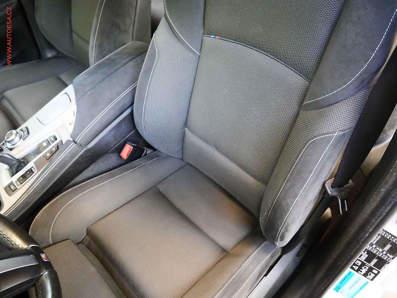 BMW Řada 5 (2016) 2.0d 525D xDrive, ČR, AT - fotka 9 z 22