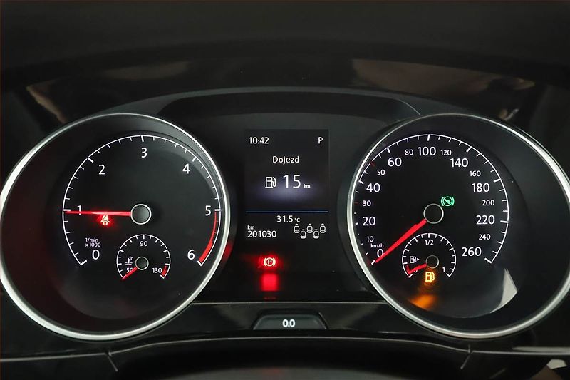 Volkswagen Touran (2020) 2.0 TDI, Automat, 7 míst - fotka 8 z 15