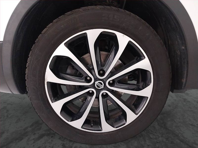 Nissan Qashqai (2012) 1.6, Serv.kniha, Navi - fotka 15 z 21