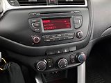 Kia Ceed (2017) 1.6 GDI, Serv.kniha, Tempomat - náhled 12