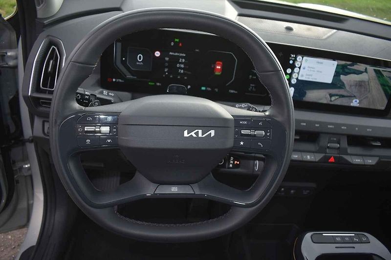 Kia EV5 je solidně velký rodinný elektromobil.
