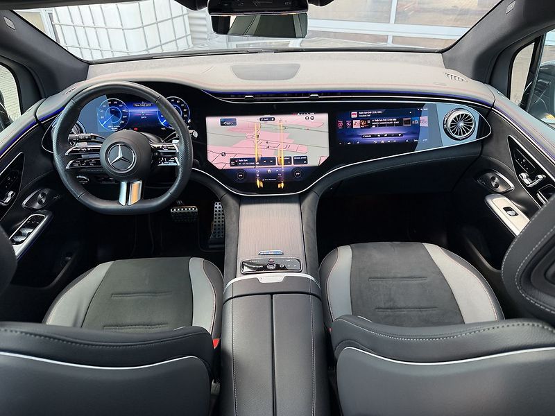 Mercedes-Benz EQE 500 AMG 4MATIC SUV - fotka 16 z 35
