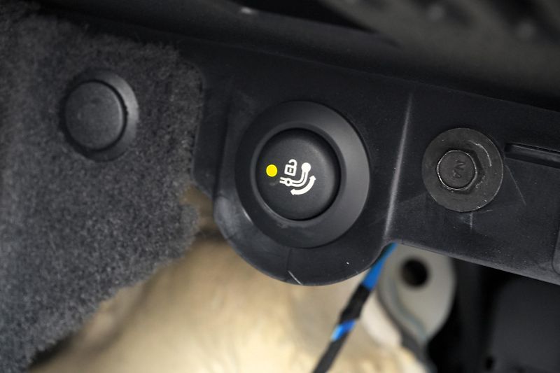 BMW X6 30d, ČR, Tažné, Harman, ACC - fotka 41 z 44