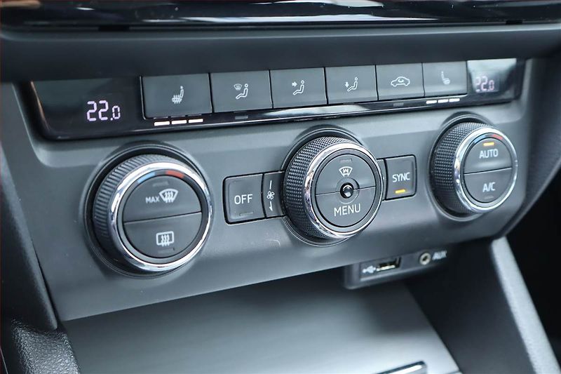 Škoda Octavia (2015) Edition 1.6 TDI, Automat - fotka 16 z 25