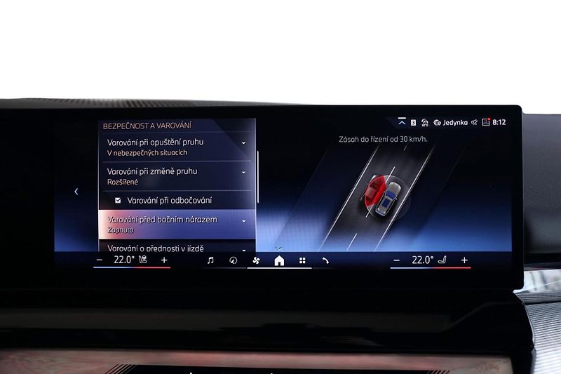 BMW Řada 5 540d xDrive Touring - fotka 16 z 31