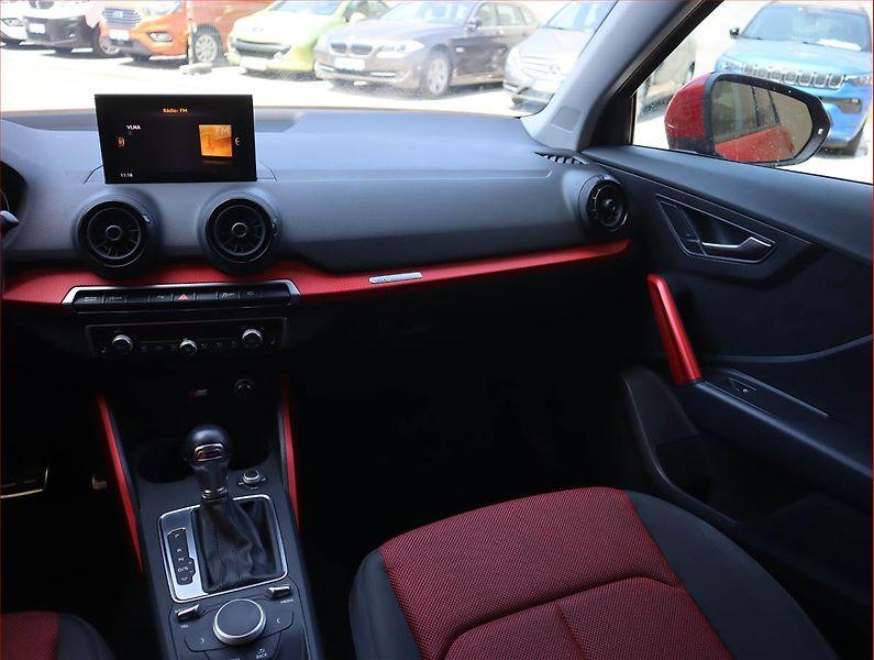 Audi Q2 (2017) 1.4 TFSI, Automat, Serv.kniha - fotka 8 z 23