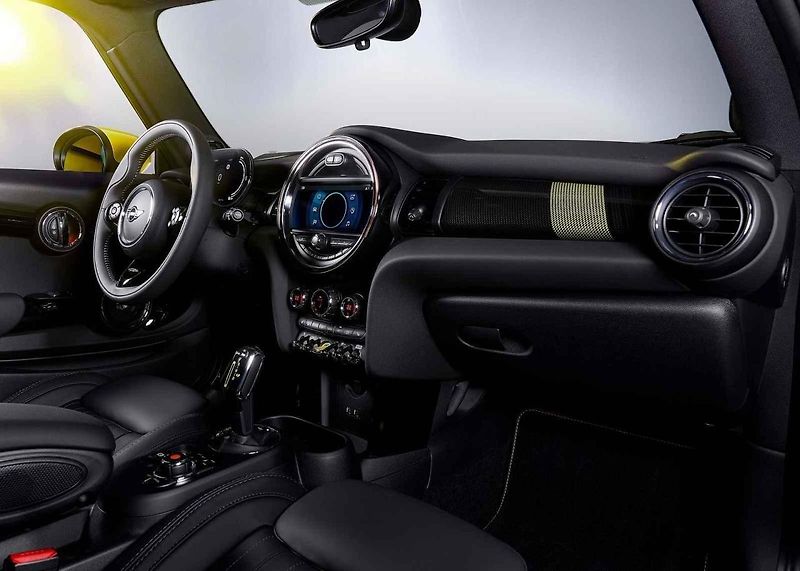 Mini Cooper SE zatím nezná svou českou cenu