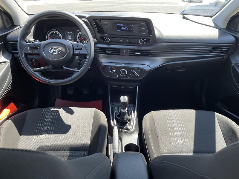 Hyundai Bayon 1,2i/62kW - Comfort Club - fotka 27 z 56