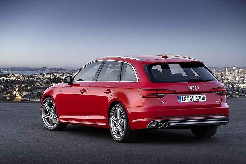 Audi A4.