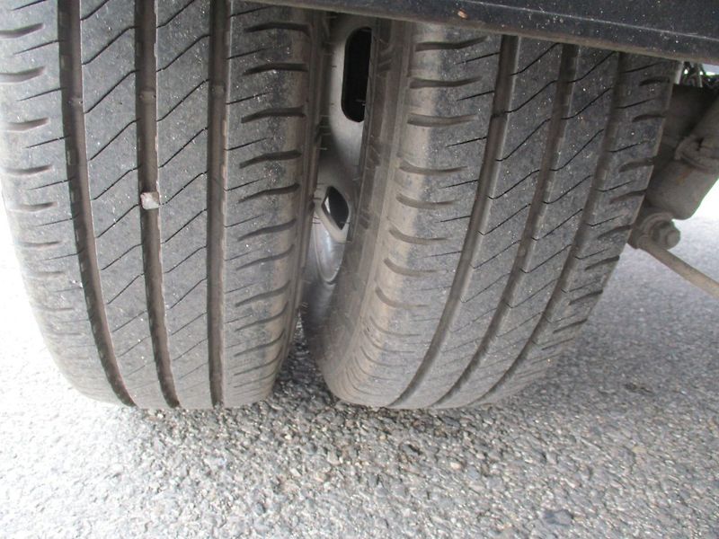Iveco Daily 35C16, 3,0l, Dhollandia 1T, Ta - fotka 17 z 20