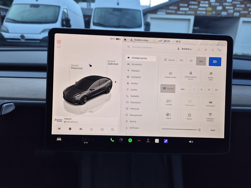 Tesla Model 3 LONG RANGE DUAL MOTOR SOH 94,5 - fotka 21 z 50