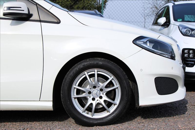 Mercedes-Benz Třídy B 180d NAVI, serviska,MANUAL - fotka 6 z 36