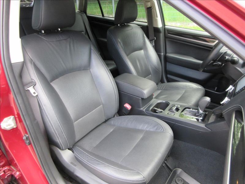 Subaru Outback 2,5 i Navi, Harman/kardon, Tou - fotka 14 z 38
