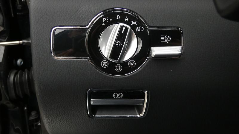 Mercedes-Benz Třídy S 500 V8 - fotka 13 z 33
