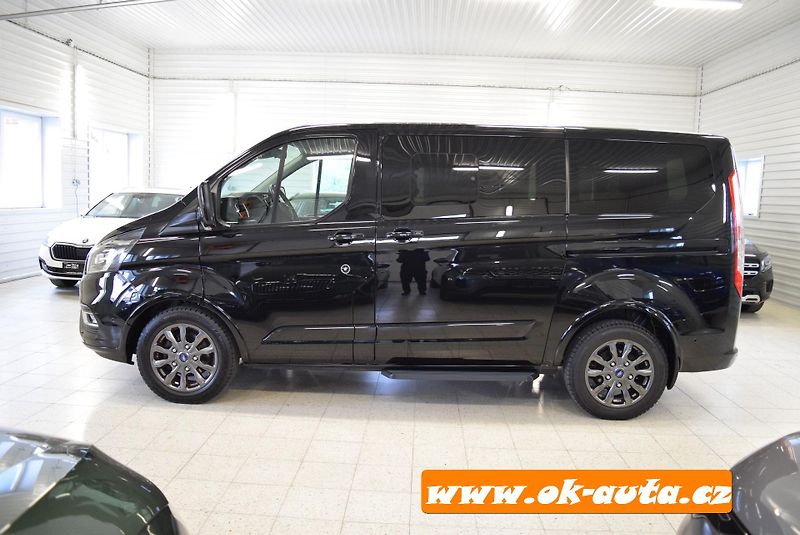 Ford Tourneo Custom 2.0 TDCI TITANIUM X 132 kW 8M. - fotka 2 z 70