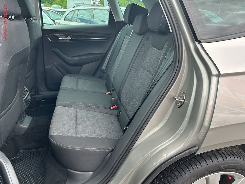 Škoda Karoq (2018) 1.5 TSI, LED, navi - fotka 10 z 19