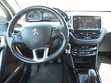 Peugeot 2008 (2017) 1.2i 81kw- GT LINE-SERVISKA - náhled 10