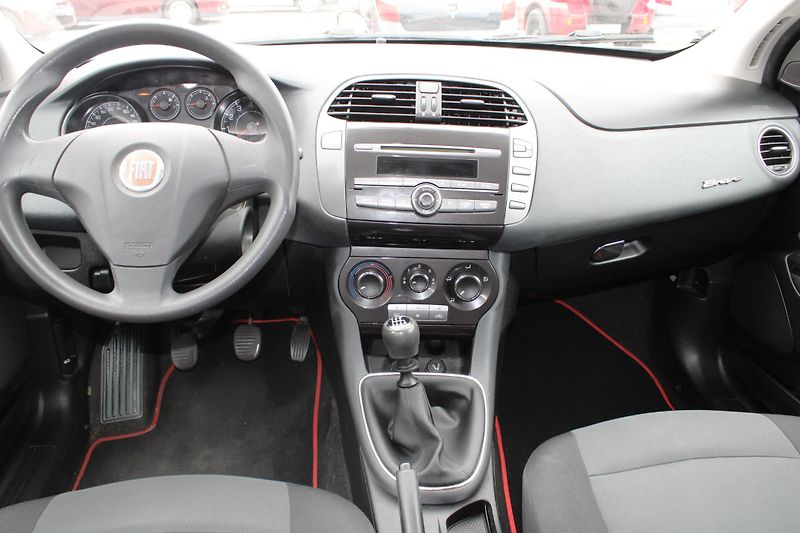 Fiat Bravo (2009) 1,4i KLIMA EL.OKNA 6RYCHL - fotka 13 z 16