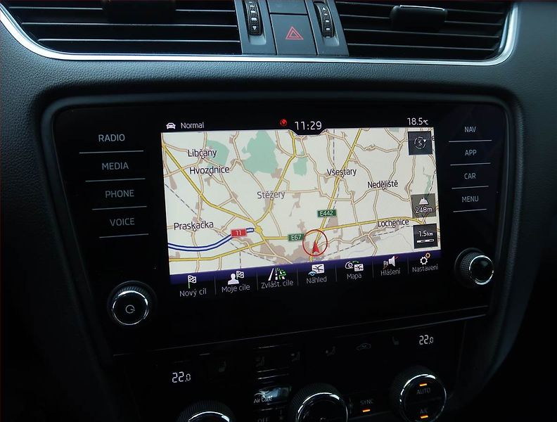 Škoda Octavia (2019) Laurin&Klement 2.0 TDI - fotka 21 z 27