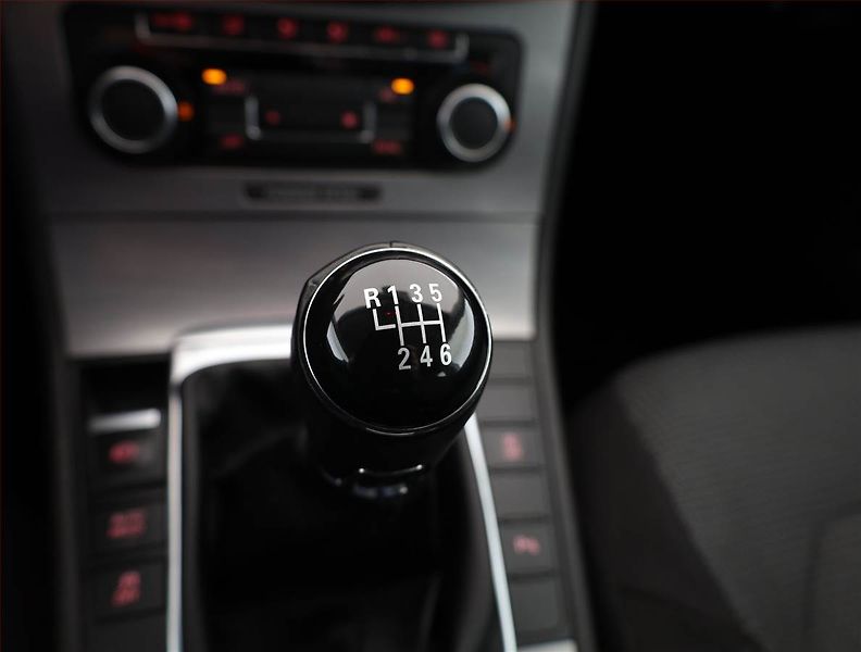 Volkswagen Passat (2011) 2.0 TDI, Tempomat - fotka 14 z 18