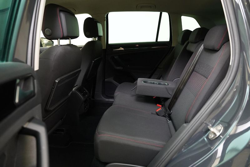 Volkswagen Tiguan - fotka 24 z 26