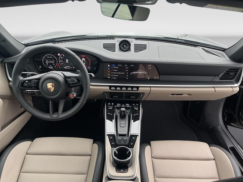Porsche 911 (2025) 4S Cabriolet - fotka 20 z 28