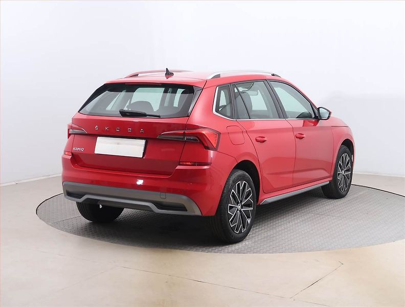 Škoda Kamiq (2020) 1.0 TSI, Tempomat - fotka 5 z 14