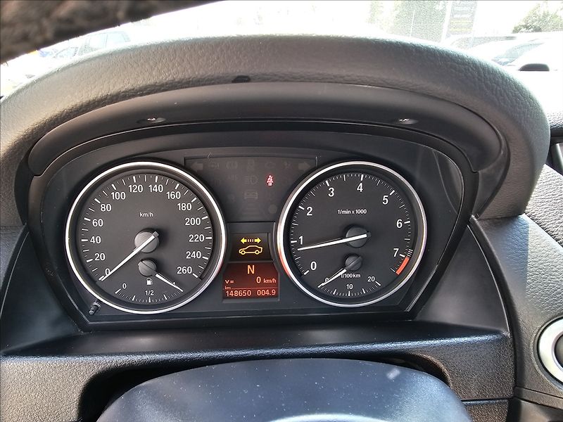 BMW X1 2,0 XDRIVE 28i AUTOMAT TOP - fotka 16 z 46