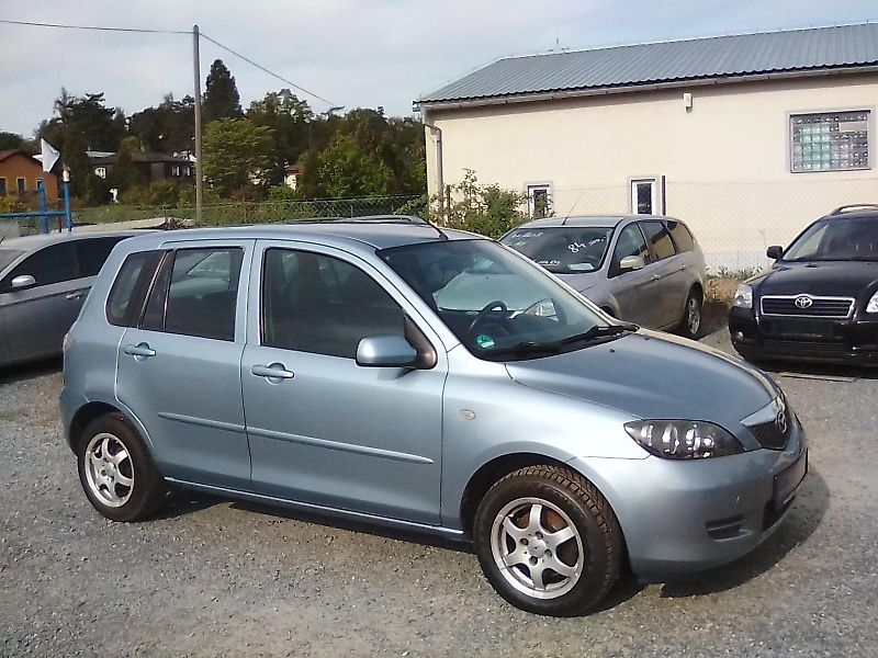 Mazda 2 (2007) 1.4i, 2.majitel - fotka 2 z 30