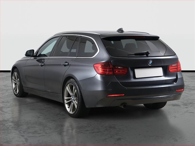 BMW Řada 3 (2013) 320 d, Automat, Serv.kniha - fotka 4 z 19