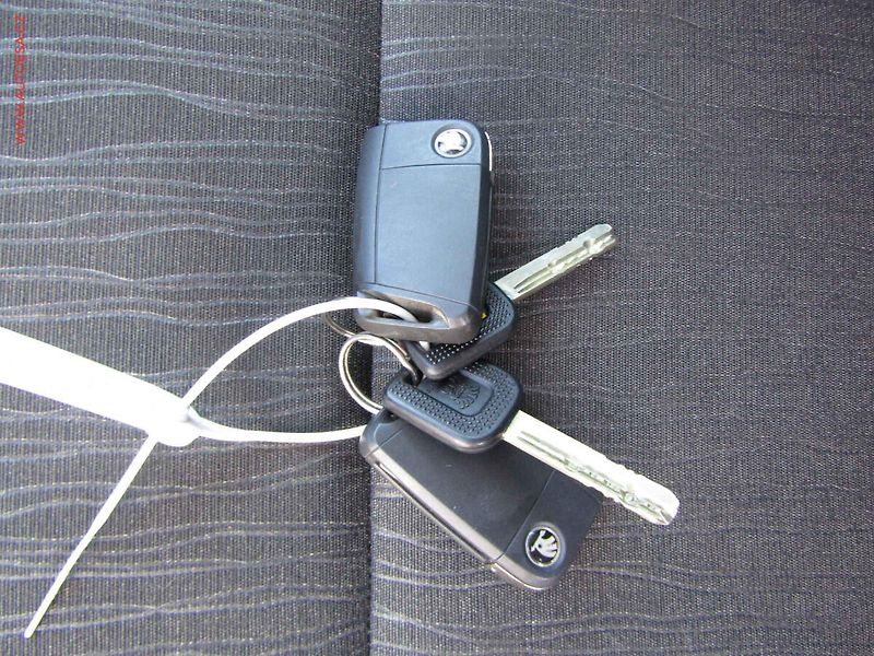 Škoda Karoq (2020) 2.0 TDi, ČR, Style, navi - fotka 22 z 22