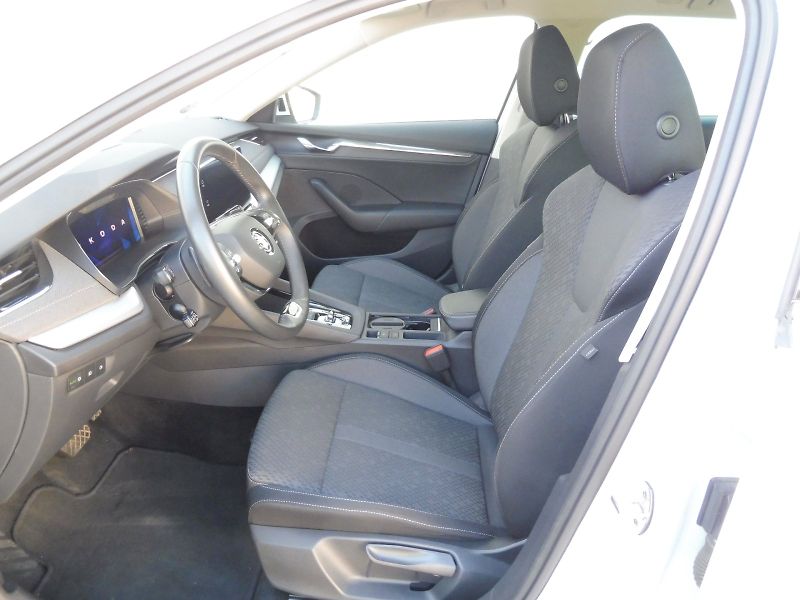 Škoda Octavia (2023) Combi Style 2,0 TDI 110kW DSG - fotka 7 z 30