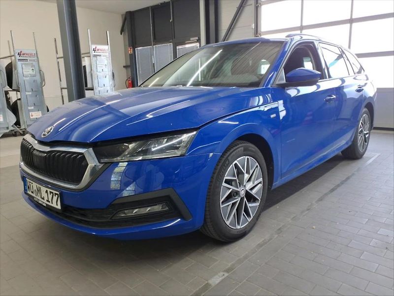 Škoda Octavia 2,0 TDI,TAŽNÉ,KEYLESS,MATRIX - fotka 2 z 11