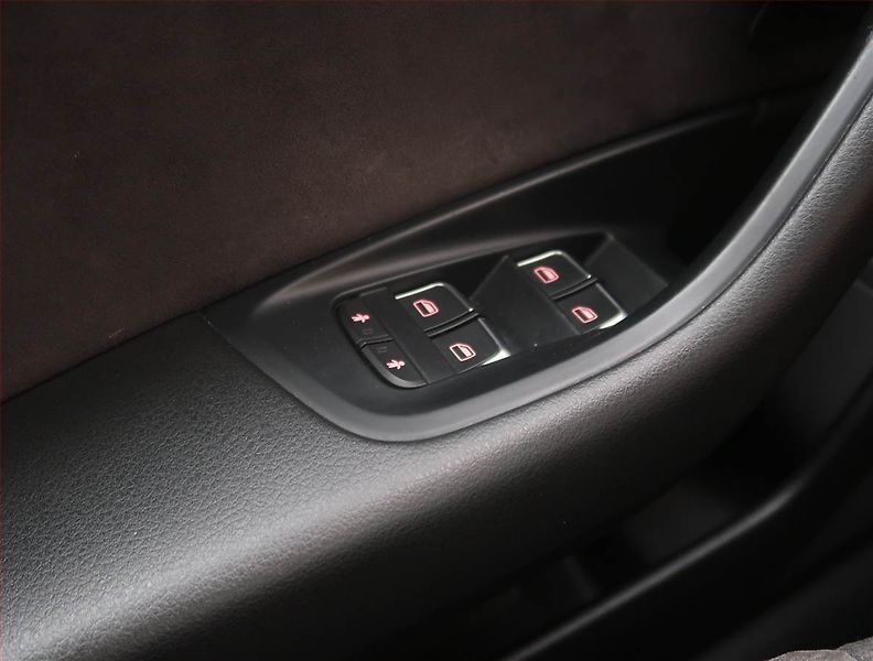 Audi A6 (2018) S line 3.0 TDI, 4X4, Automat - fotka 20 z 28