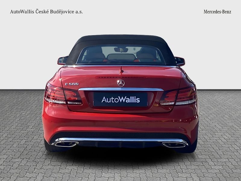 Mercedes-Benz Třídy E E 500 AMG Cabrio - fotka 4 z 25