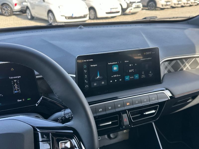 MG MG3 (2025) EXCLUSIVE 1.5 HEV Hybrid+ - fotka 13 z 22