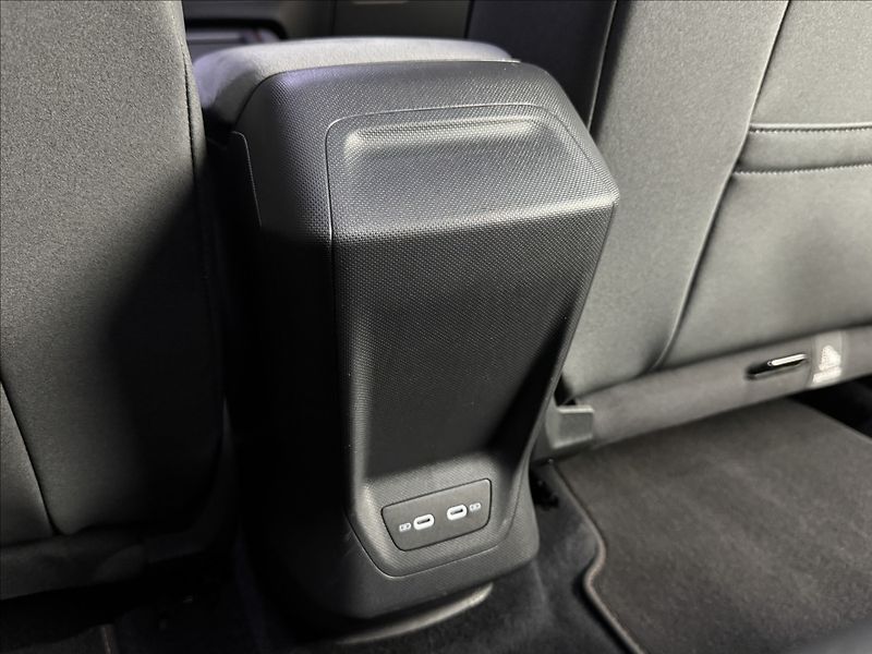 Cupra Born 150kW LED Tepelko Kamera - fotka 15 z 50