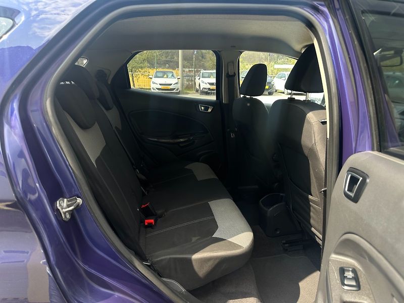 Ford EcoSport 1.0i 92kW/1MAJ/Park.senzory - fotka 18 z 26